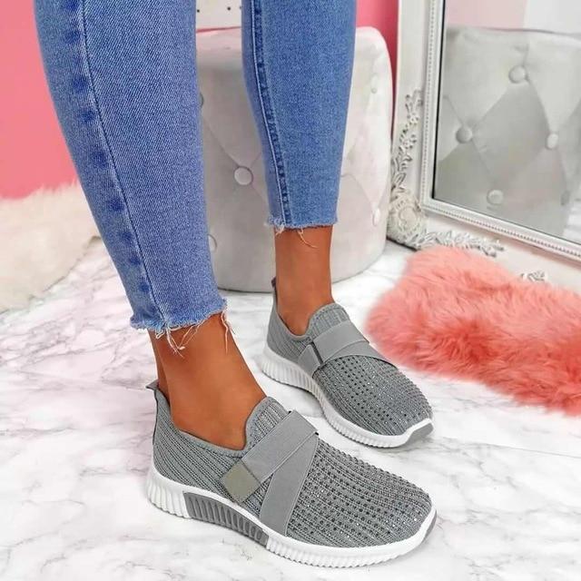 Raisa - Slip-On Dames Sneakers Met Klittenband | Verbeter Je Loophouding!